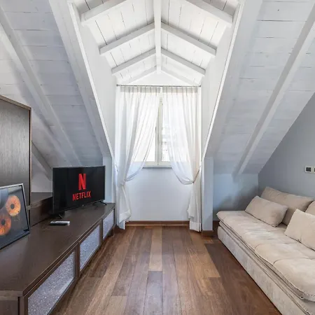 Aparthotel White Loft 4*