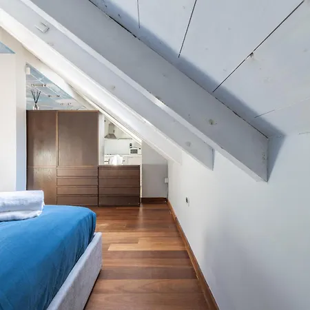 White Loft Ξενοδοχείο με διαμερίσματα 4*